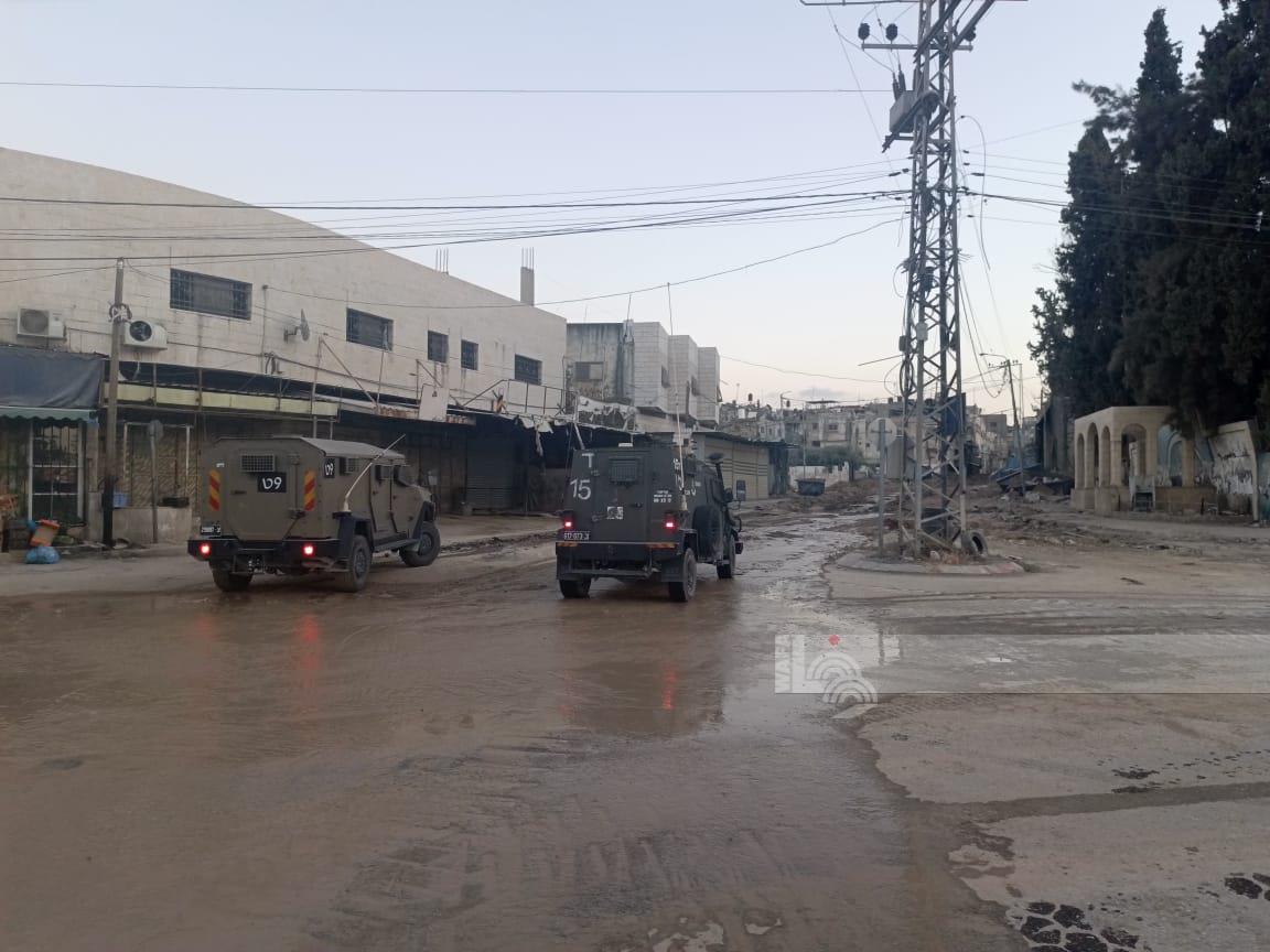 قوات الاحتلال الإسرائيلي تقتحم مخيم طولكرم (تصوير: وفا عواد/وفا)